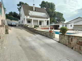Maison à Lliçà d´Amunt. Casa en venta