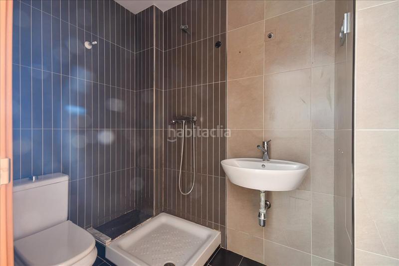 Foto 5e41e832-735c-4f55-b0c7-ac81559a0239. Dúplex amb aparcament a Ca n'Anglada Terrassa