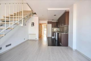 Dúplex en Ca n'Anglada. Dúplex con terraza