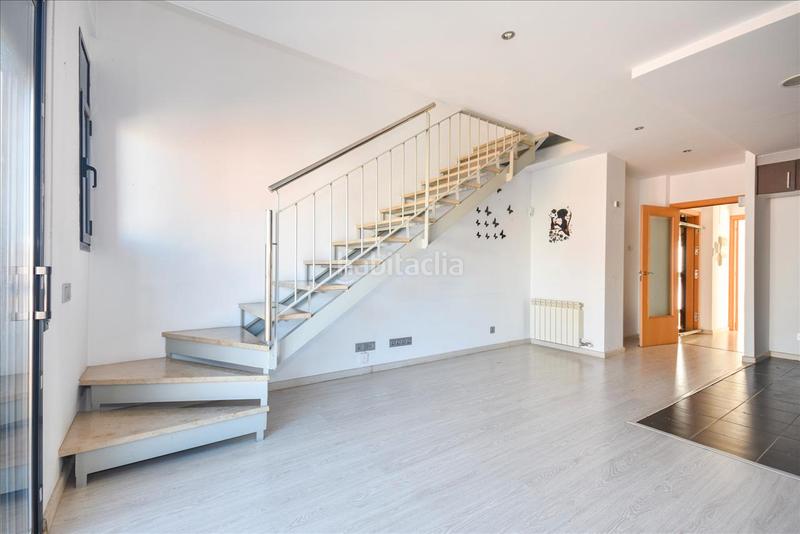 Foto 99e952be-c545-41b9-a1cf-d0bbe5719986. Dúplex amb aparcament a Ca n'Anglada Terrassa