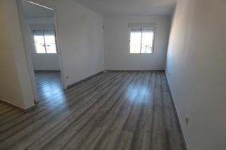 Appartement à Col·legis Nous. Piso reformado en venta