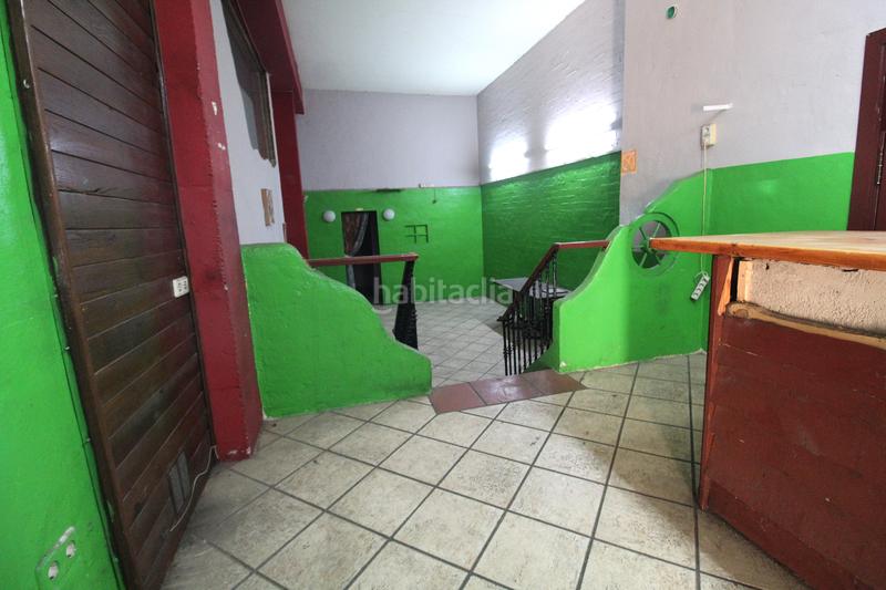 Foto 5a63b2c2-5cd6-4392-b4ea-cf184789b70d. Alquiler local comercial en carrer de gallecs 75 local alquiler en Mollet del Vallès