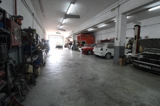 Nau industrial a Polinyà. Nave en venta