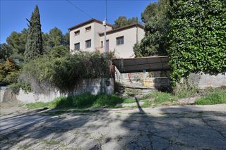 Casa  Carrer antoni gaud�. Casa en venta