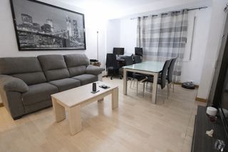Pis  Carrer tamarit. Piso reformado en venta