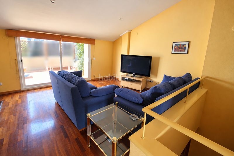 Foto 32532f71-b23c-4892-89c8-bd27981e90b9. Duplex with heating parking in Eixample Sabadell