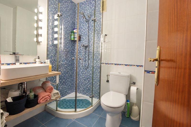 Foto f82e4927-7767-43d2-993a-81e9b28a9e51. Duplex with heating parking in Eixample Sabadell