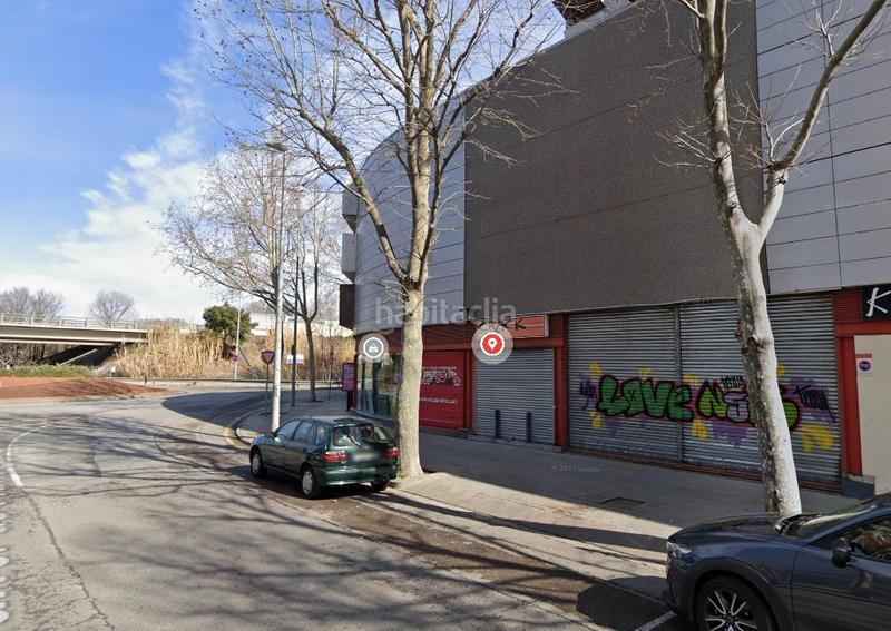 Foto 093843b8-50e2-4ae0-aa59-d1091a5109de. Local comercial venta local con parking en Can Borrell Mollet del Vallès