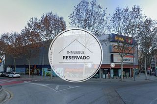 Geschäftsraum in Carrer de francesc layret 36b. "centro comercial gallecs" en venta