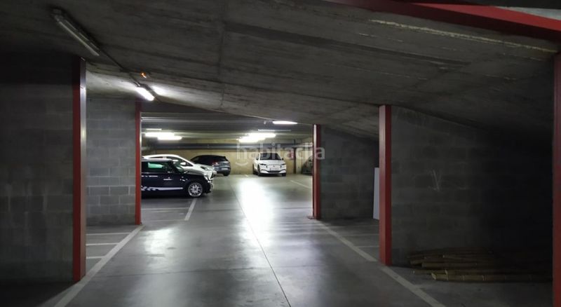 Foto be36bfdc-c06e-4d49-9b06-917b6ed9a8ff. Local comercial en carrer de francesc layret 36b "centro comercial gallecs" en venta en Mollet del Vallès