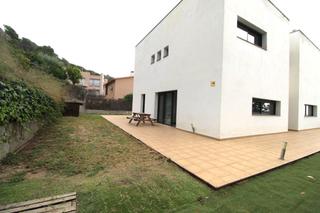 Chalet à Bigues i Riells. Casa con piscina