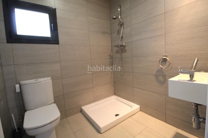Foto c821d500-a291-458e-9fc6-6c1ab4e2a2ca. Chalet casa con piscina en Bigues i Riells