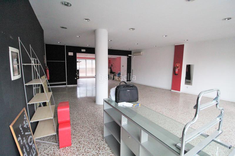Foto 0c4c4c36-aded-42ea-96e6-bed6b9d19187. Local comercial  en venta en Polinyà