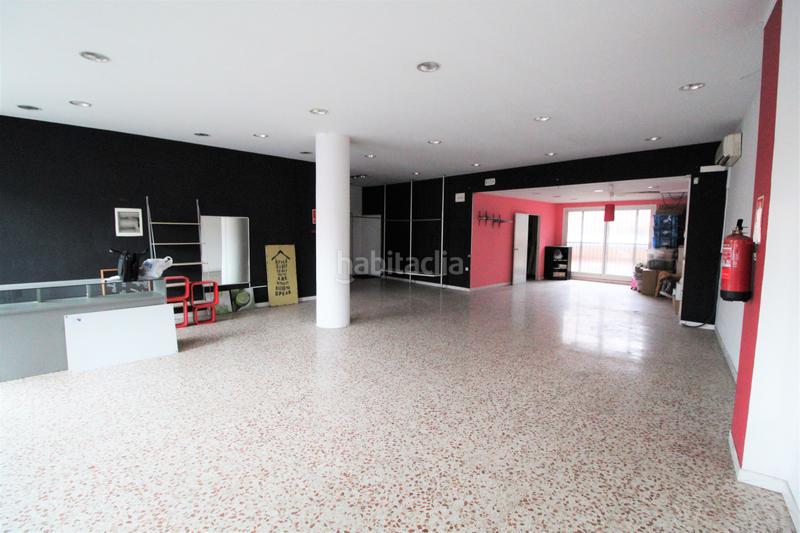Foto efa1125a-f160-4dac-950e-443ab2035d4c. Local comercial  en venta en Polinyà