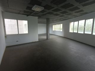 Local Comercial a Avinguda cornisa 11. Edificio corporativo / oficinas con local comercial y parking –