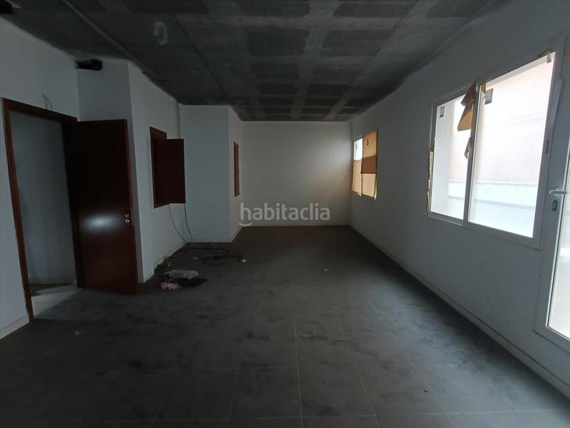 Foto 9f5364ff-5839-4a67-9a21-9af60e94d1dc. Local comercial en avinguda cornisa 11 edificio en venta en Santa Coloma de Cervelló