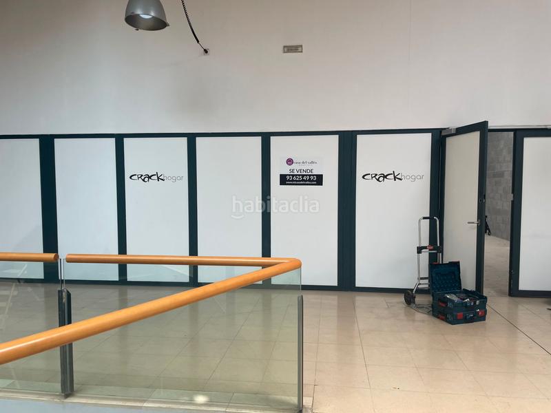 Foto 5d575aab-b5ac-4635-ad29-28e5b4ee01a8. Local comercial en carrer de francesc ferrer i guàrdia 30-32 en venta centro comercial en Mollet del Vallès