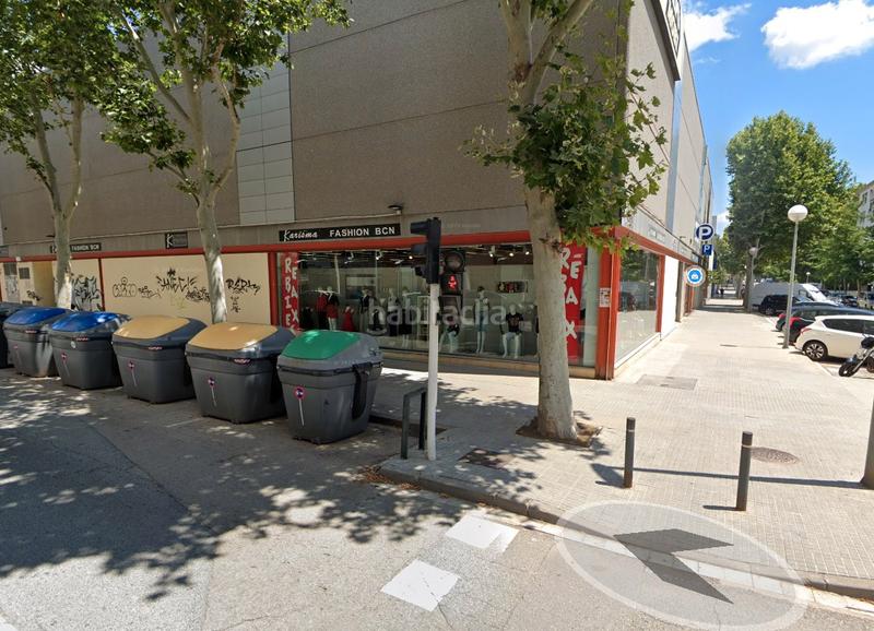 Foto 6ca6be0e-1d28-43fa-9de9-6f1a3b0486b8. Local comercial en carrer de francesc ferrer i guàrdia 30-32 en venta centro comercial en Mollet del Vallès