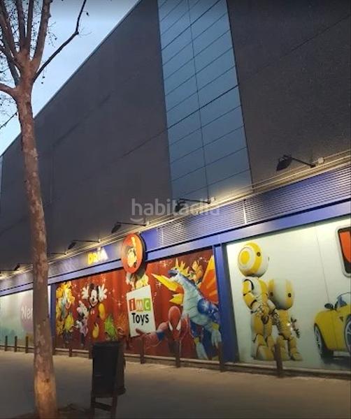 Foto dc939fd7-db4c-4c17-beb1-70970f454661. Local comercial en carrer de francesc ferrer i guàrdia 30-32 en venta centro comercial en Mollet del Vallès