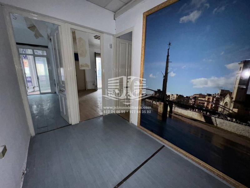 Foto 029a2d1f-07ca-4061-bdba-06c6f4cd2bcb. Piso  en venta en el centro comercial . en Centre Tortosa