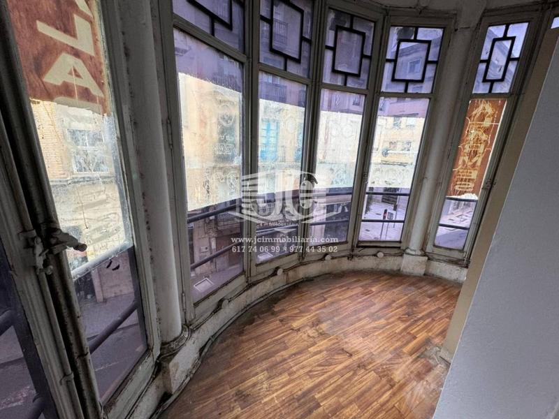 Foto 487defe4-0f87-4053-bf70-d3f77e1064e5. Piso  en venta en el centro comercial . en Centre Tortosa