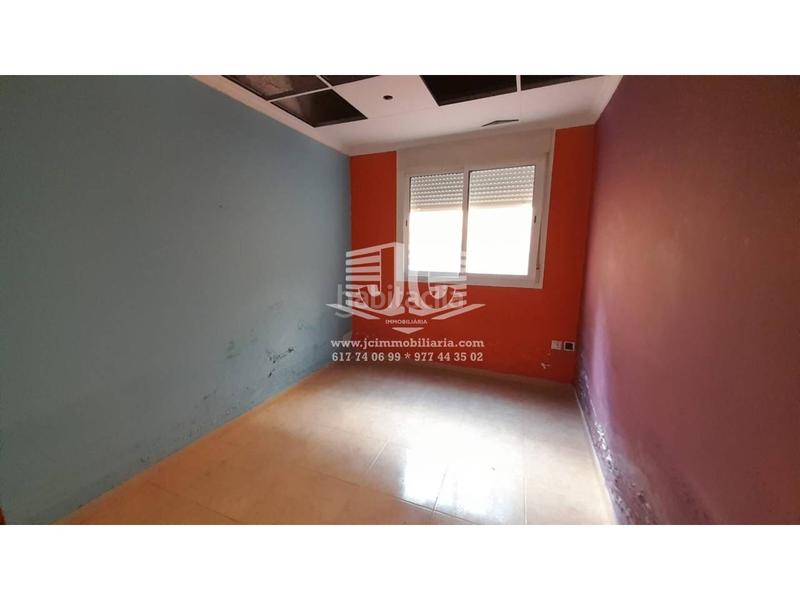 Foto 6c4470ec-0dc8-4a29-b042-abd256427167. Piso  en venta, en Ulldecona