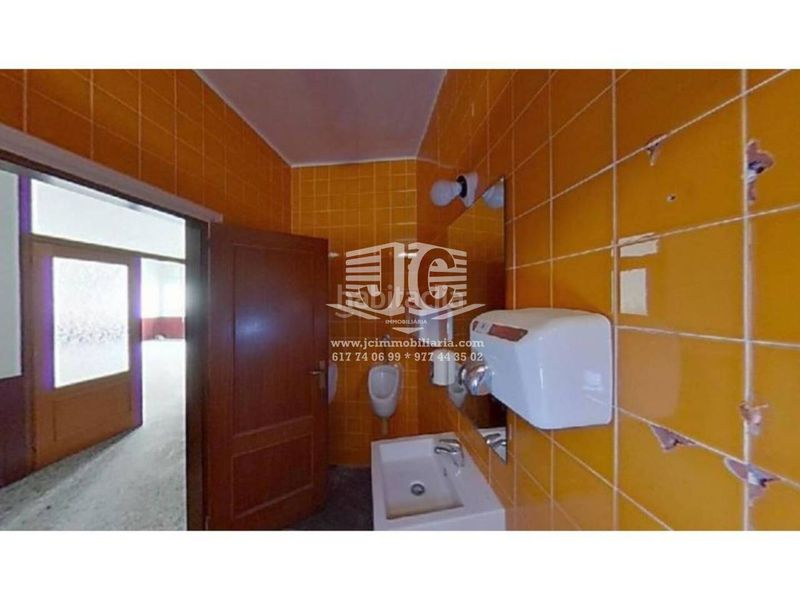 Foto ebe558c0-a84b-44e2-80f6-b0362165ffdd. Local comercial a Móra la Nova
