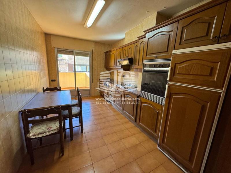Foto a9610ba7-5bb6-4c65-9d77-7211efb20144. Piso  en venta en Centre en Centre Tortosa