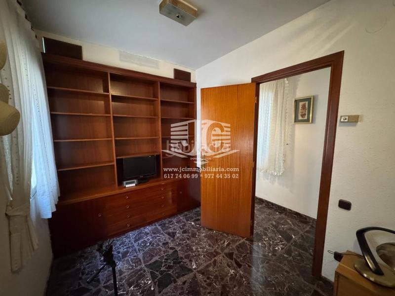 Foto c5a8d601-ddfe-4812-b1af-aa4fdd9836ee. Piso  en venta en Centre en Centre Tortosa