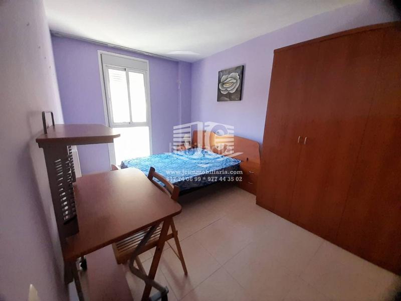 Foto 0dd89517-05ea-48b3-8cc8-923e8f4e9d84. Alquiler piso alquiler de un piso , zona universitaria en Tortosa