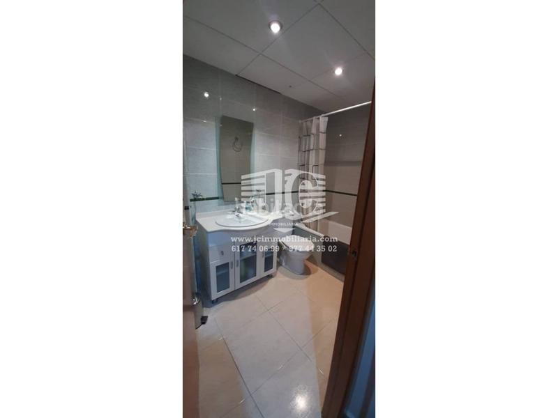 Foto db62e686-d952-42e0-8cd8-9641ebad6f7a. Alquiler piso alquiler de un piso , zona universitaria en Tortosa
