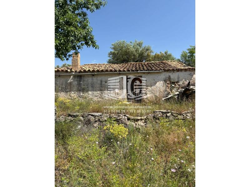 Foto 8195268e-3a53-4368-9b65-d211613284d3. Landgut in 8 57 in Tivenys