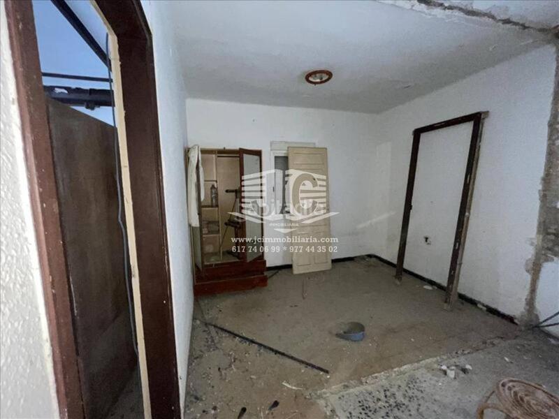 Foto ba040c57-734b-4c16-a9d7-9f02f9af487d. House in Deltebre