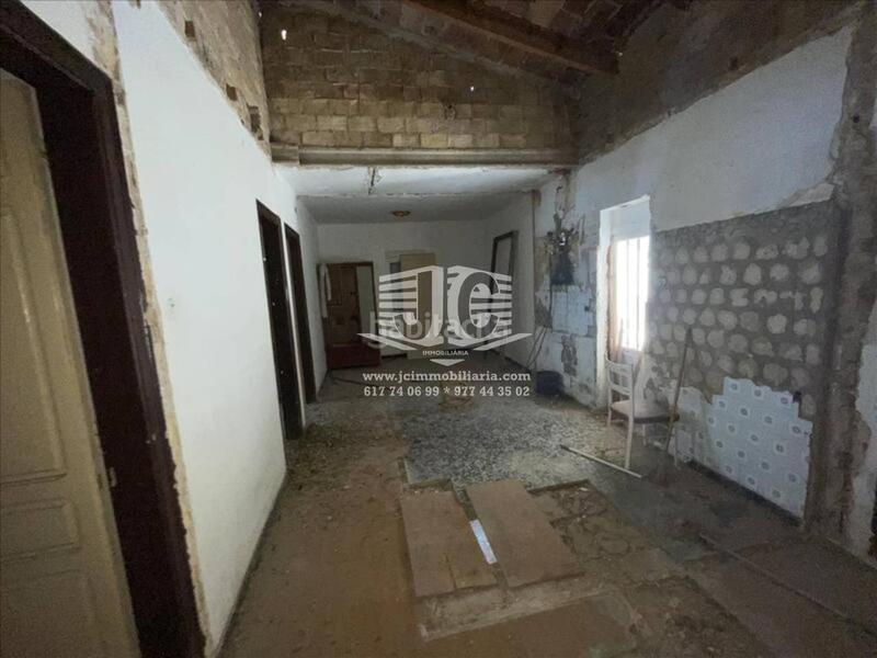 Foto d9e530e7-f309-4d6f-a9a8-d65480629638. House in Deltebre