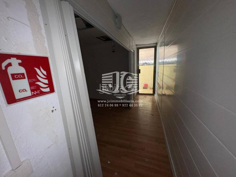 Foto 9d4b45cc-713a-451a-bd81-67d0121ba3d4. Alquiler local comercial local en alquiler en Centre en Tortosa