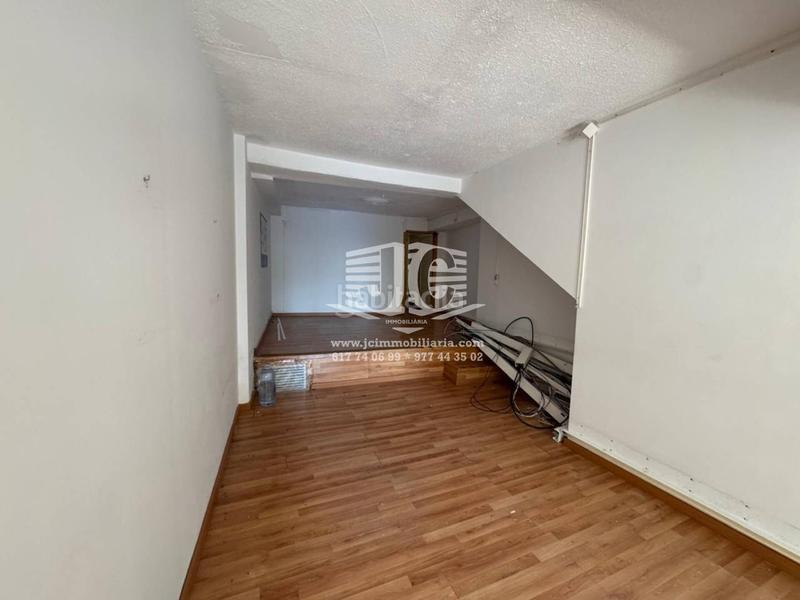 Foto b50b3142-a255-4707-9a8f-0a6ef3d77930. Alquiler local comercial local en alquiler en Centre en Tortosa