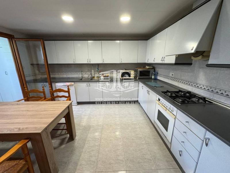 Foto e2ba9775-61c5-496b-8a25-37c0209147ab. Casa amb calefacció aparcament piscina a Sant Llatzer Tortosa