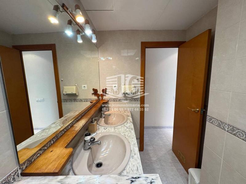 Foto e9701acb-4e09-497c-a7c5-f70052f998ba. Casa amb calefacció aparcament piscina a Sant Llatzer Tortosa