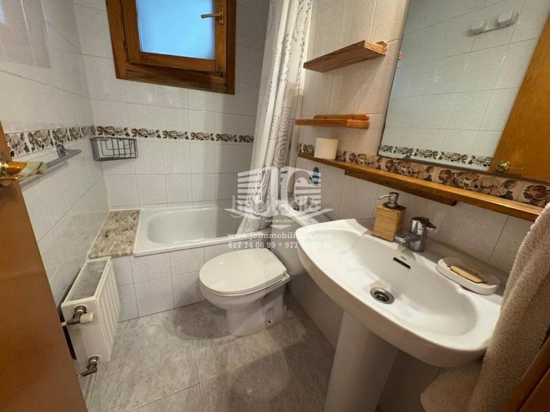 Foto ff368fce-4db4-4451-be9b-cd885d973578. Casa amb calefacció aparcament piscina a Sant Llatzer Tortosa