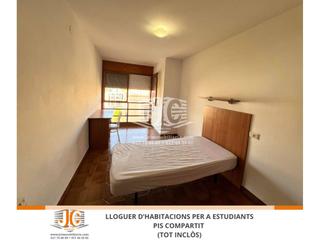 Miete Etagenwohnung  Cervantes. Habitación en alquiler, centro tortosa