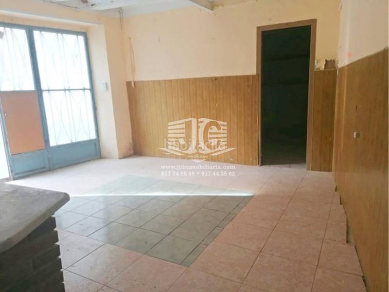 Foto 2a3b1499-f14a-427b-a58e-8ac2fafbb85f. Casa  en venta en Casc Antic en Casc Antic Amposta