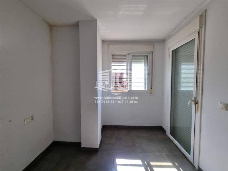 Foto 1369bc69-6ffa-4558-b2a2-3fc6ce0b58bc. Pis a Avinguda Catalunya Sant Carles de la Ràpita