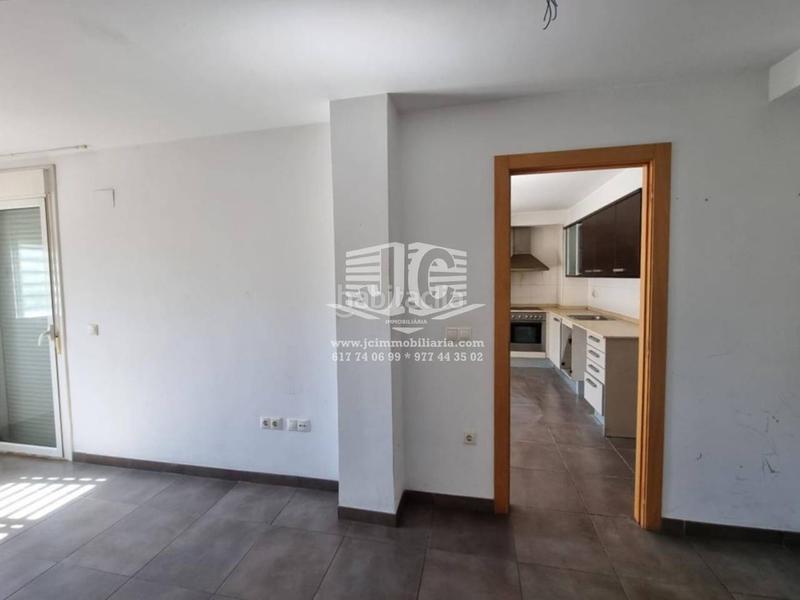 Foto 40701ed7-3606-4272-a67b-d4642fbc3d89. Pis a Avinguda Catalunya Sant Carles de la Ràpita