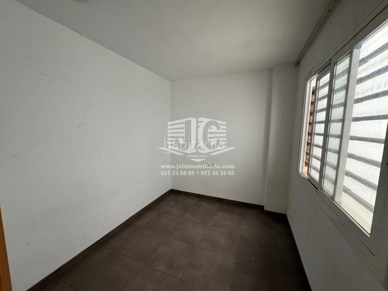 Foto 582daa41-3ce6-4e76-bce2-8adedd456d3b. Pis a Avinguda Catalunya Sant Carles de la Ràpita