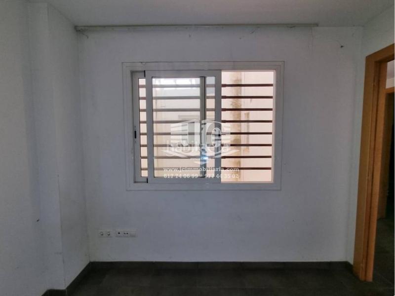 Foto c68c1b38-b189-43a5-ba2e-312946b83dc9. Pis a Avinguda Catalunya Sant Carles de la Ràpita