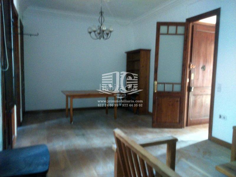 Foto dd8c6dd7-5f01-42b0-853a-6c1f7d15dbe8. Piso  en venta centro en Centre Tortosa