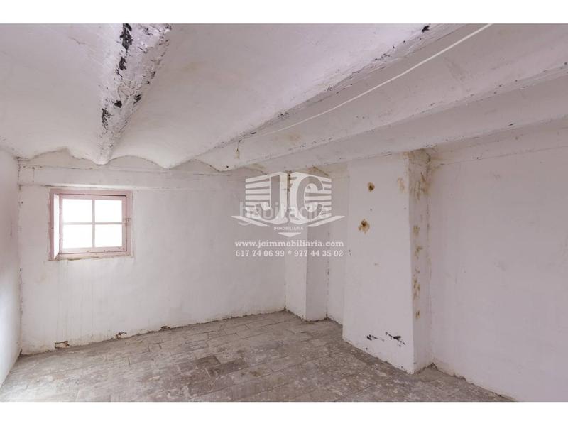 Foto 6c8df796-0eea-48d0-bbdf-a3a34a9e3811. House in Centre Tortosa