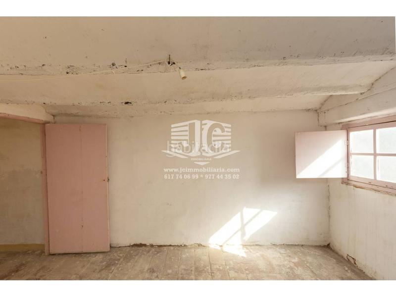 Foto c8543288-1b78-42ce-b457-6bcbc2debf47. House in Centre Tortosa