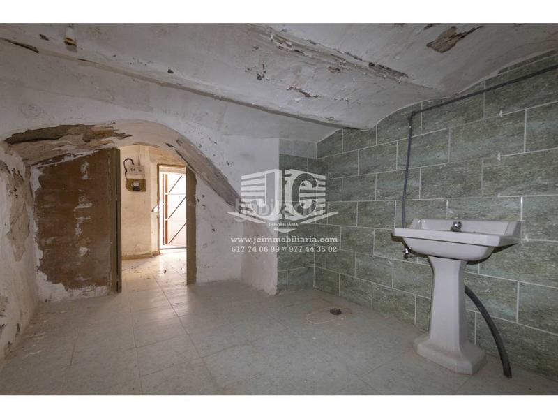 Foto f9d9a3c8-d536-4fb8-9e86-dad0f74f4969. House in Centre Tortosa