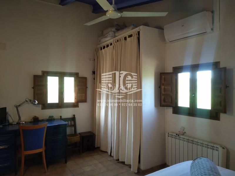 Foto 0433f67a-280f-42f3-99c9-ebfcaeada122. Lloguer casa a Tivenys